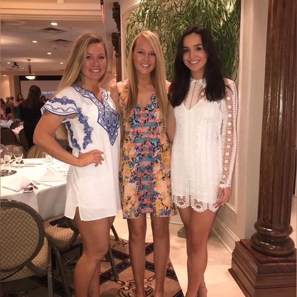 Alice McCall Soho Shift Dress in Porcelain- Size 4 - Picture 4 of 4